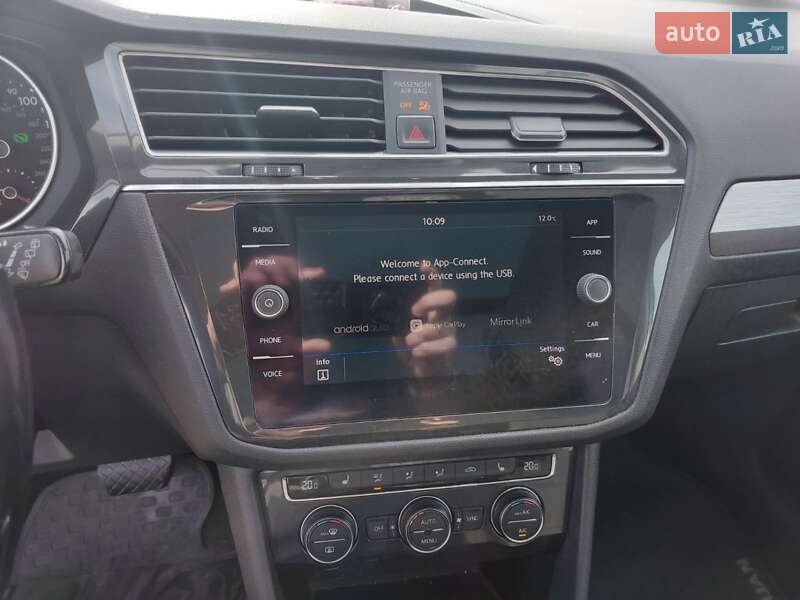 Позашляховик / Кросовер Volkswagen Tiguan 2017 в Тернополі