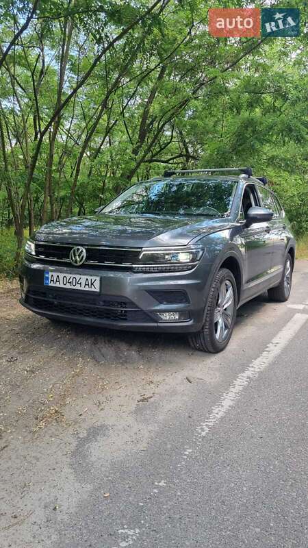 Внедорожник / Кроссовер Volkswagen Tiguan 2020 в Киеве