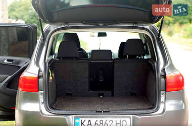 Позашляховик / Кросовер Volkswagen Tiguan 2013 в 