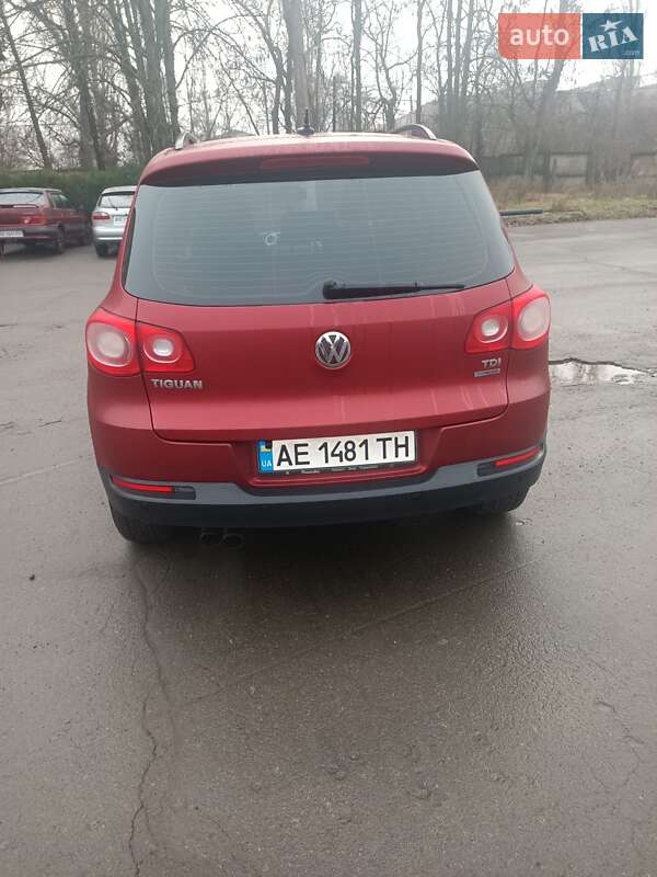 Позашляховик / Кросовер Volkswagen Tiguan 2011 в Кривому Розі