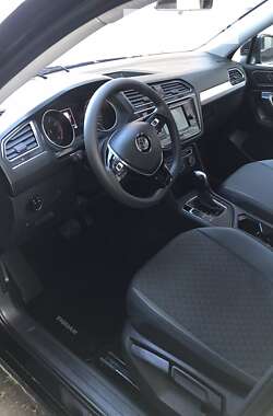 Позашляховик / Кросовер Volkswagen Tiguan 2020 в Рівному