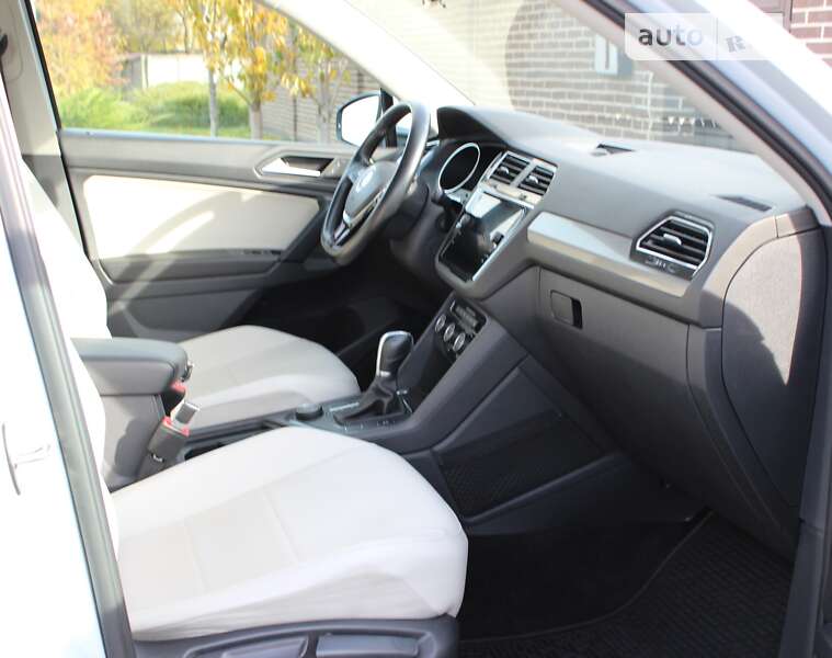 Внедорожник / Кроссовер Volkswagen Tiguan 2018 в Сумах фото 48 Внедорожник / Кроссовер Volkswagen Tiguan 2018 в Сумах