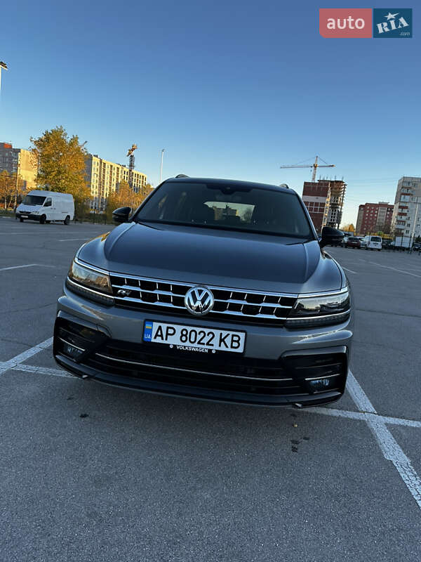 Внедорожник / Кроссовер Volkswagen Tiguan 2020 в Запорожье