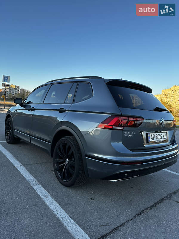 Внедорожник / Кроссовер Volkswagen Tiguan 2020 в Запорожье