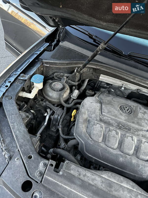 Внедорожник / Кроссовер Volkswagen Tiguan 2020 в Запорожье