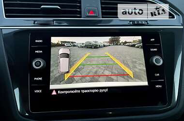 Внедорожник / Кроссовер Volkswagen Tiguan 2018 в 