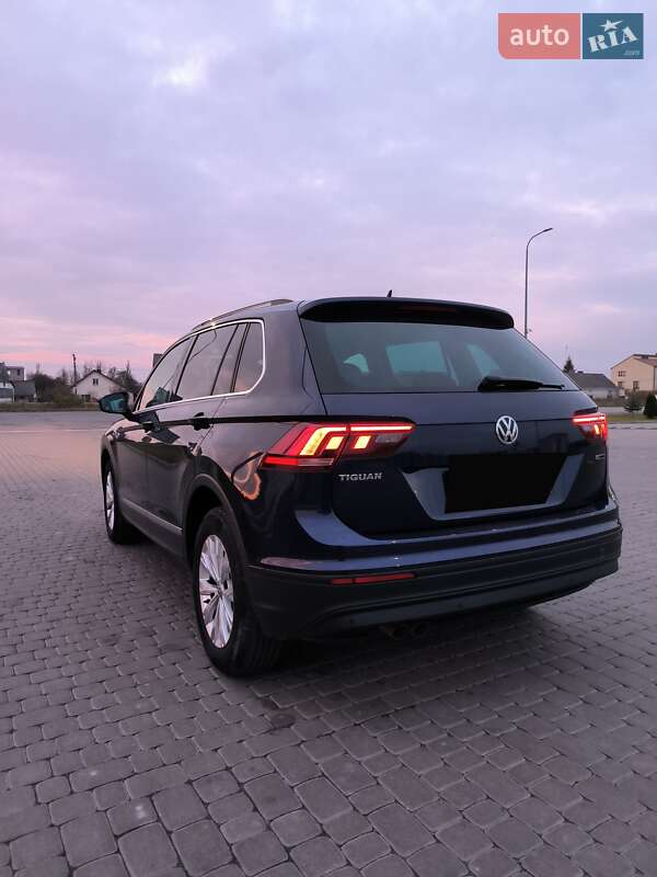 Внедорожник / Кроссовер Volkswagen Tiguan 2019 в Львове