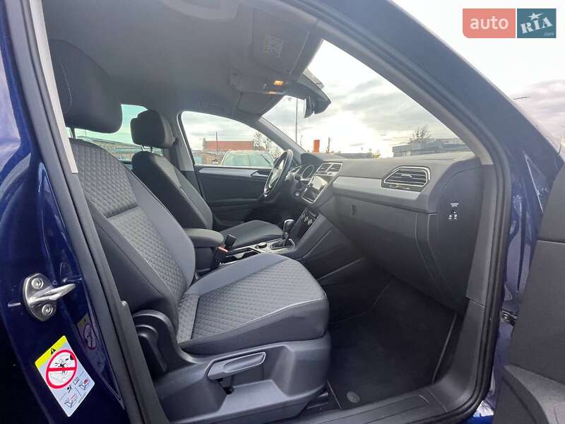 Внедорожник / Кроссовер Volkswagen Tiguan 2019 в Львове