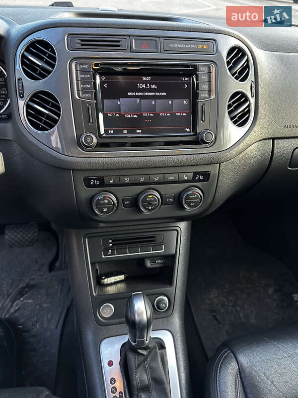 Внедорожник / Кроссовер Volkswagen Tiguan 2016 в Чернигове