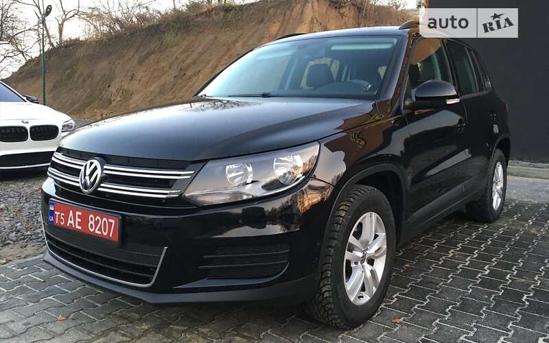 Позашляховик / Кросовер Volkswagen Tiguan 2015 в Львові