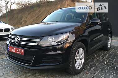 Внедорожник / Кроссовер Volkswagen Tiguan 2015 в Львове