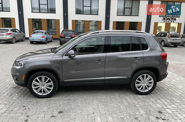 Внедорожник / Кроссовер Volkswagen Tiguan 2014 в 
