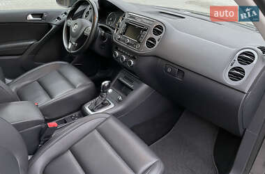 Внедорожник / Кроссовер Volkswagen Tiguan 2014 в 