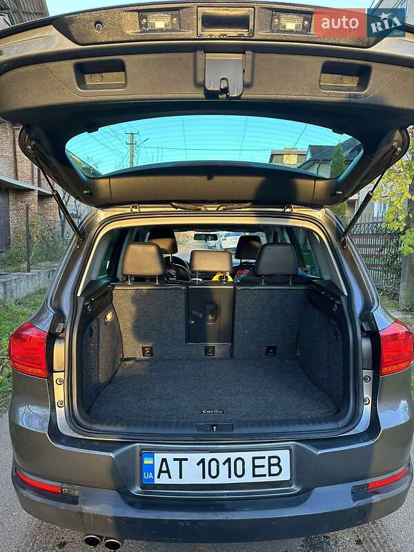 Внедорожник / Кроссовер Volkswagen Tiguan 2012 в Ивано-Франковске