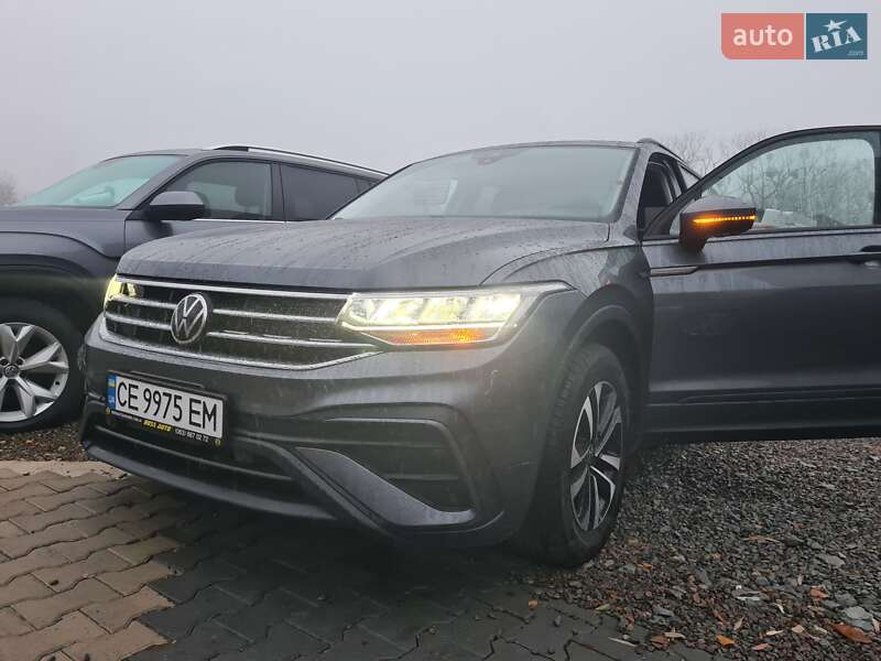 Внедорожник / Кроссовер Volkswagen Tiguan 2021 в Черновцах