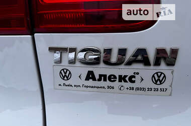 Внедорожник / Кроссовер Volkswagen Tiguan 2012 в Бродах