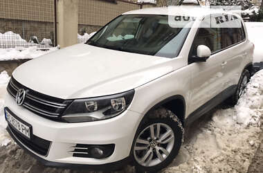 Внедорожник / Кроссовер Volkswagen Tiguan 2012 в Бродах