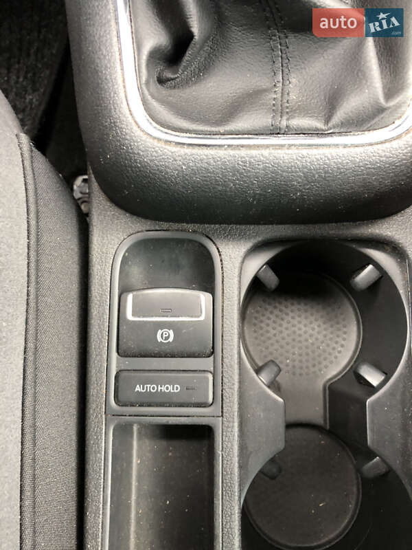Внедорожник / Кроссовер Volkswagen Tiguan 2010 в Ровно