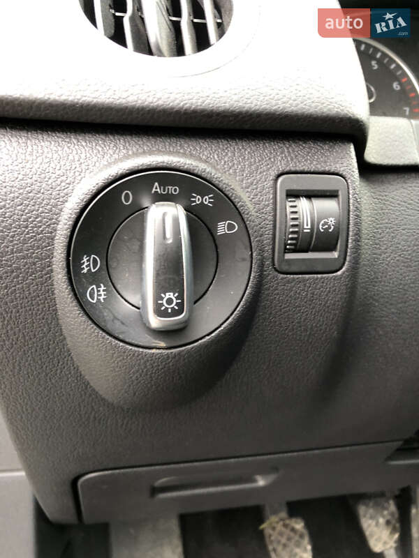 Внедорожник / Кроссовер Volkswagen Tiguan 2010 в Ровно