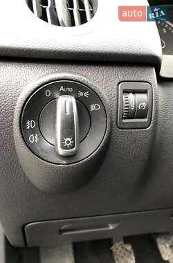 Внедорожник / Кроссовер Volkswagen Tiguan 2010 в 