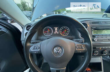 Внедорожник / Кроссовер Volkswagen Tiguan 2014 в Софиевской Борщаговке