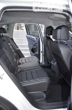 Внедорожник / Кроссовер Volkswagen Tiguan 2022 в 