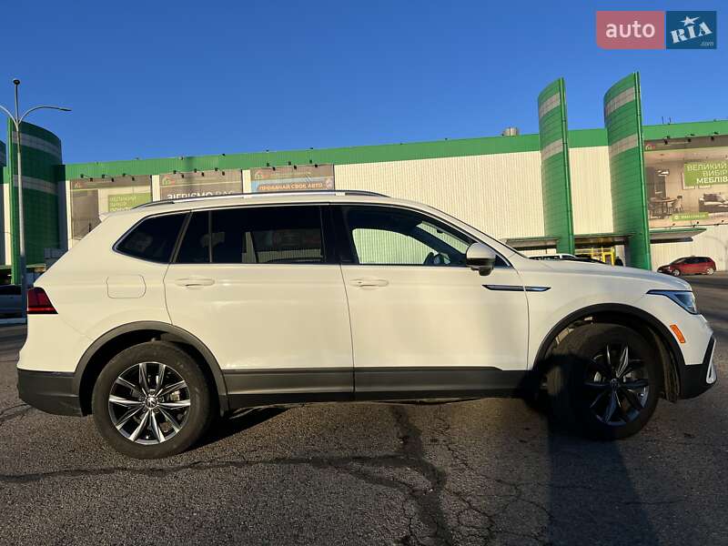 Внедорожник / Кроссовер Volkswagen Tiguan 2022 в Николаеве