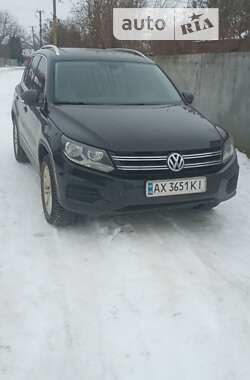 Позашляховик / Кросовер Volkswagen Tiguan 2016 в Валках