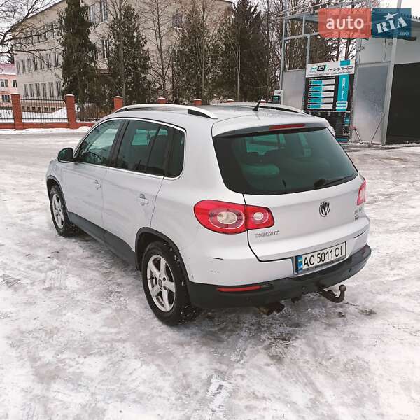 Позашляховик / Кросовер Volkswagen Tiguan 2009 в Луцьку