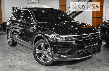 Позашляховик / Кросовер Volkswagen Tiguan 2018 в Одесі