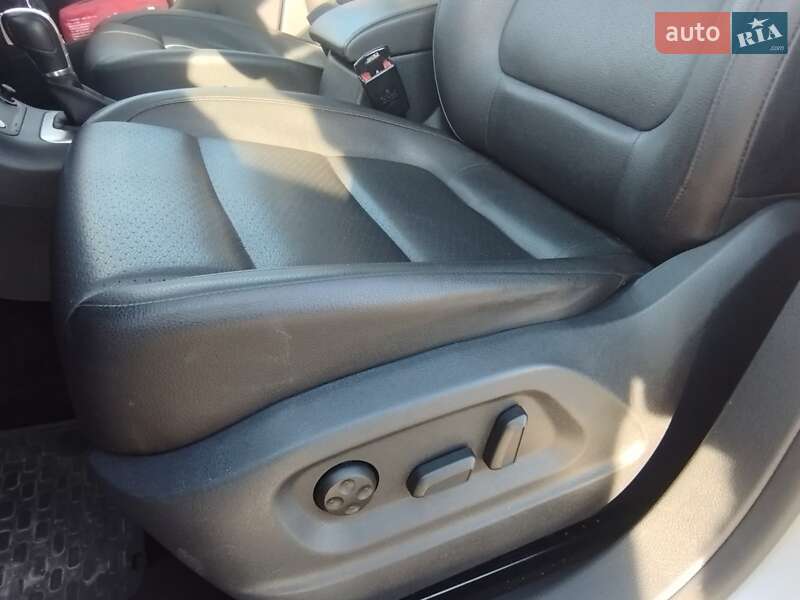 Внедорожник / Кроссовер Volkswagen Tiguan 2016 в Николаеве