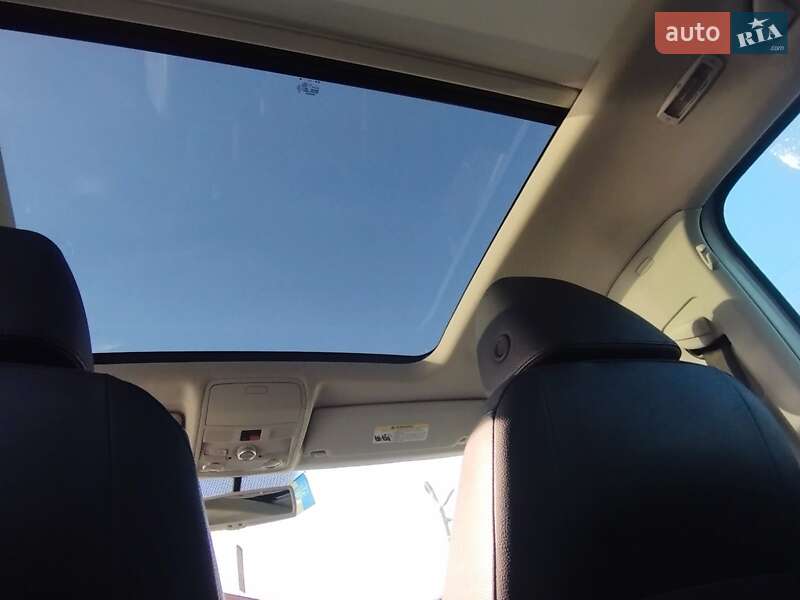 Внедорожник / Кроссовер Volkswagen Tiguan 2016 в Николаеве