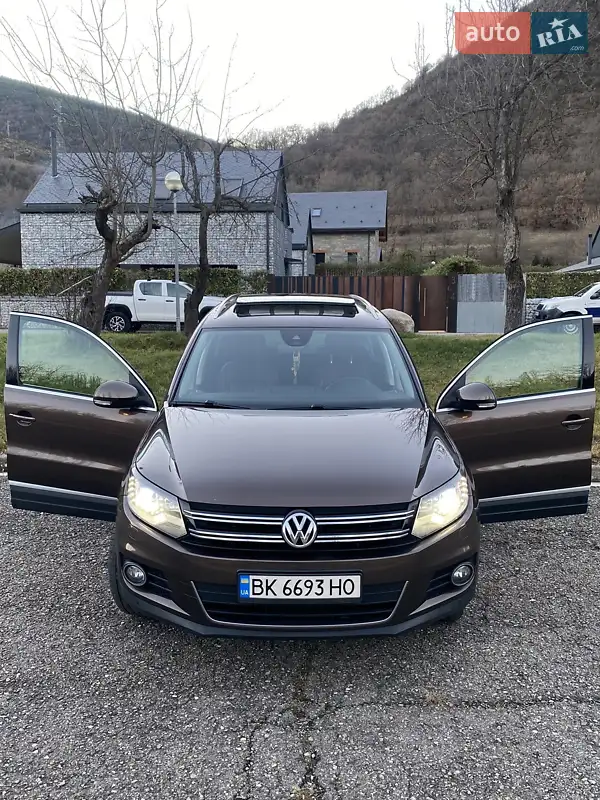 Volkswagen Tiguan 2013 VIN WVGJV3AX8DW599523 фото оголошення 32 з 63