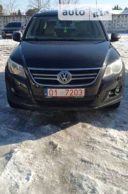 Внедорожник / Кроссовер Volkswagen Tiguan 2008 в Львове