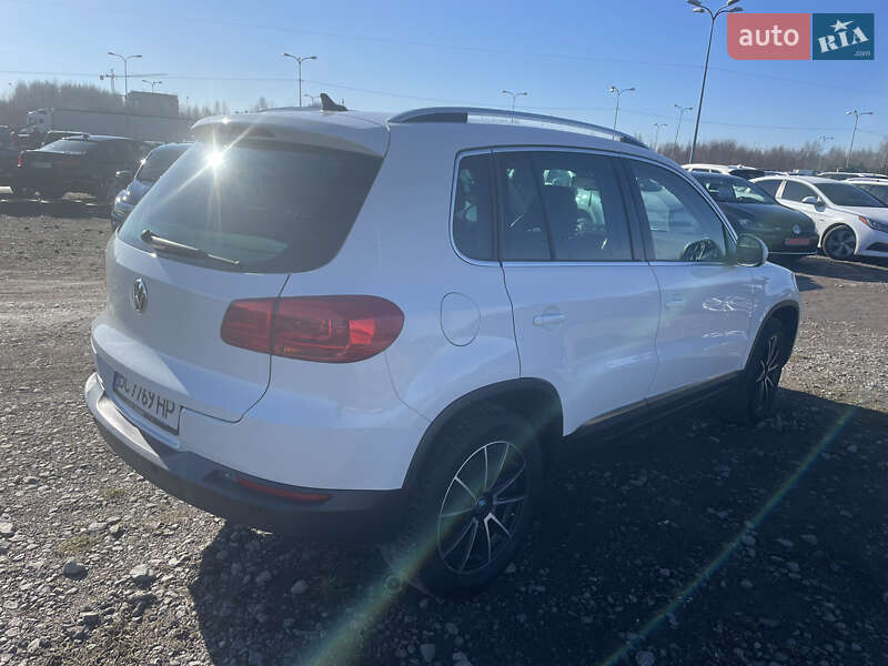 Внедорожник / Кроссовер Volkswagen Tiguan 2014 в Умани