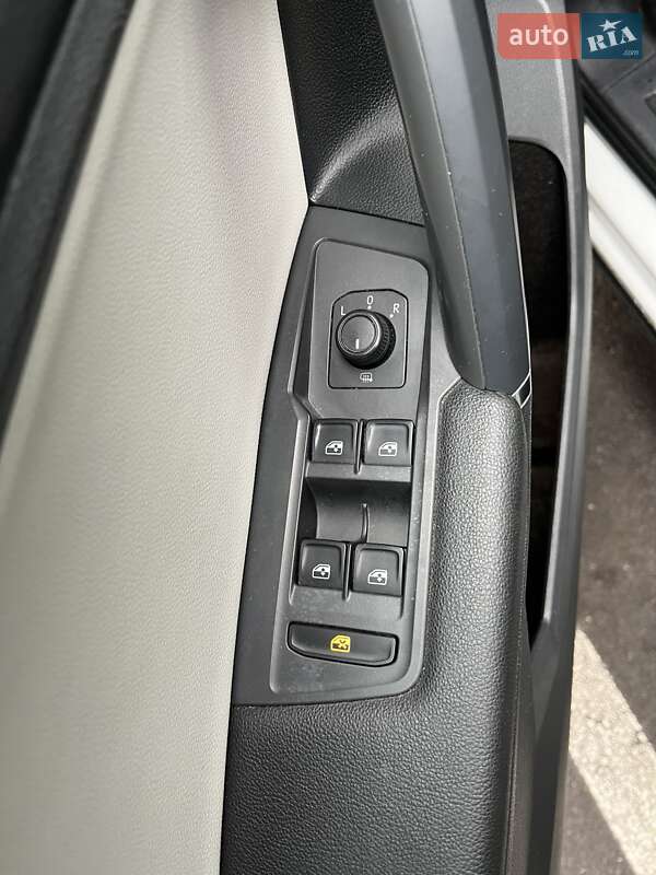 Внедорожник / Кроссовер Volkswagen Tiguan 2018 в Киеве