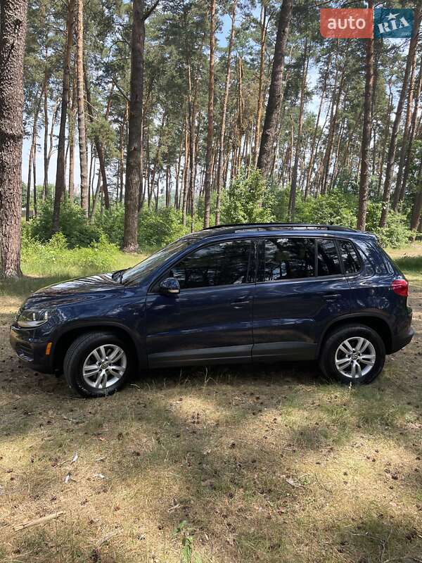 Внедорожник / Кроссовер Volkswagen Tiguan 2016 в Житомире