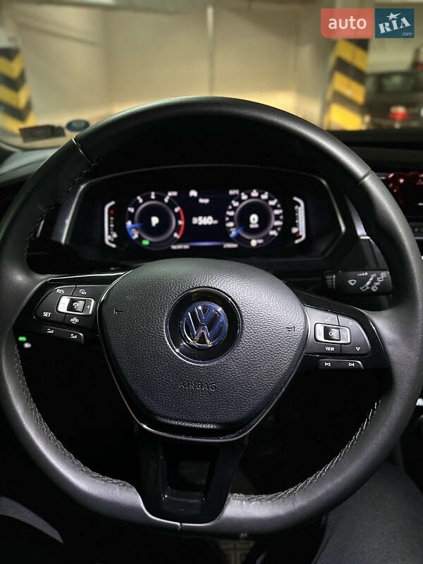 Внедорожник / Кроссовер Volkswagen Tiguan 2020 в Киеве фото 23 Внедорожник / Кроссовер Volkswagen Tiguan 2020 в Киеве