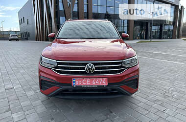 Внедорожник / Кроссовер Volkswagen Tiguan 2022 в Луцке