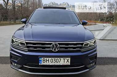Позашляховик / Кросовер Volkswagen Tiguan 2018 в Одесі