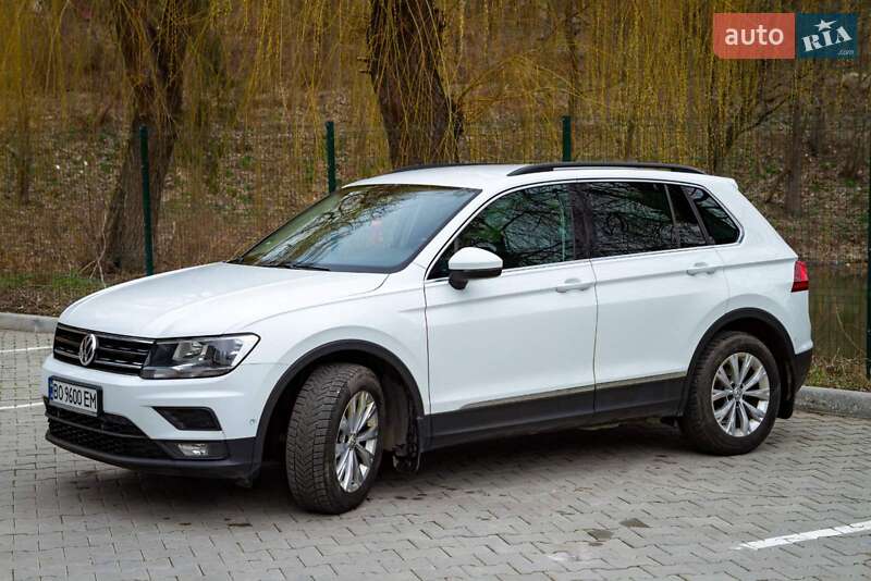 Внедорожник / Кроссовер Volkswagen Tiguan 2018 в Тернополе