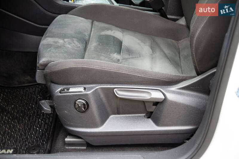 Внедорожник / Кроссовер Volkswagen Tiguan 2018 в Тернополе