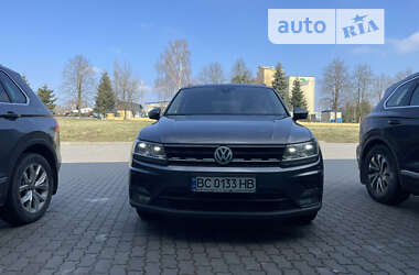 Позашляховик / Кросовер Volkswagen Tiguan 2017 в Львові