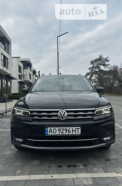 Внедорожник / Кроссовер Volkswagen Tiguan 2018 в Ужгороде