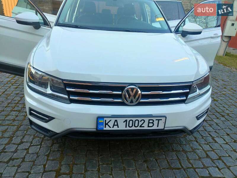 Позашляховик / Кросовер Volkswagen Tiguan 2020 в Києві