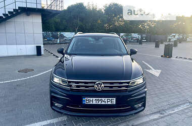 Внедорожник / Кроссовер Volkswagen Tiguan 2018 в Одессе