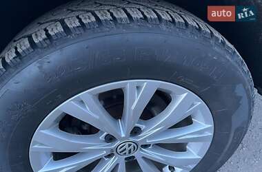 Внедорожник / Кроссовер Volkswagen Tiguan 2018 в 