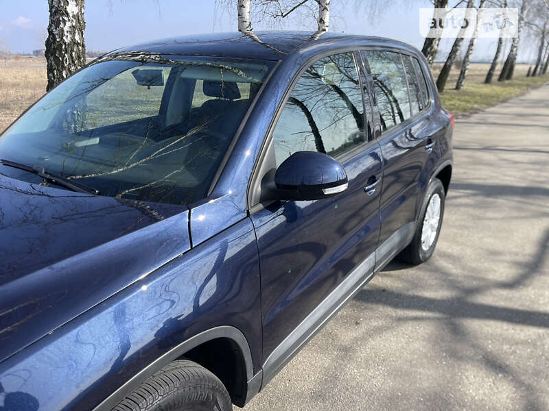Внедорожник / Кроссовер Volkswagen Tiguan 2012 в Переяславе