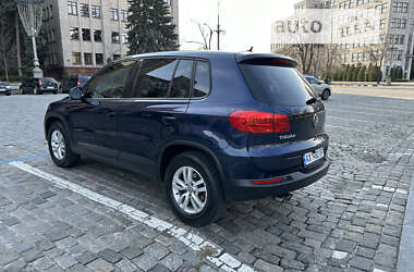 Позашляховик / Кросовер Volkswagen Tiguan 2012 в Харкові