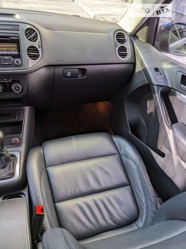 Позашляховик / Кросовер Volkswagen Tiguan 2014 в Тернополі